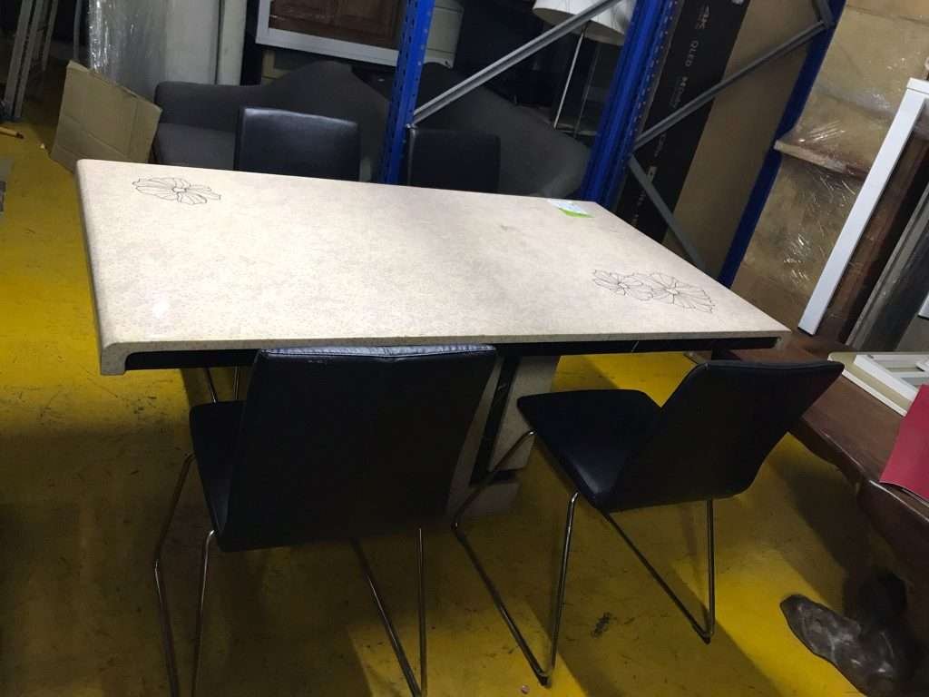 Used desks Singapore