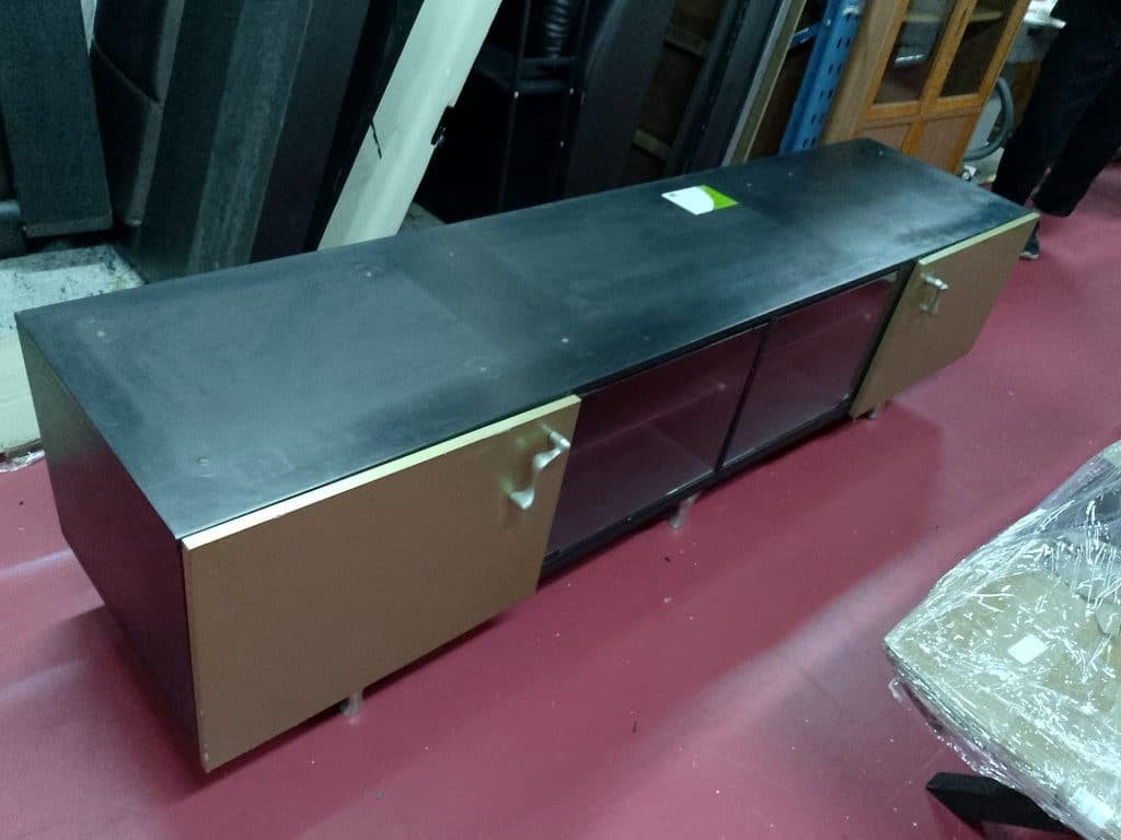 Trendy Pre-Loved Furniture Singapore