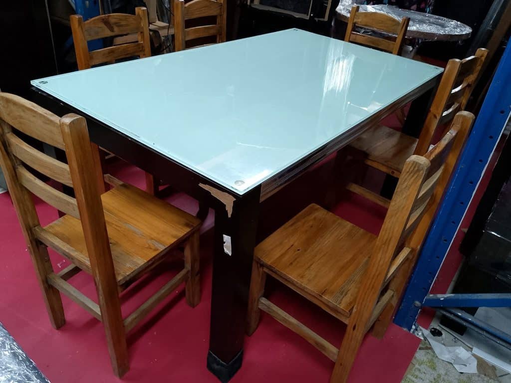 Used desks Singapore