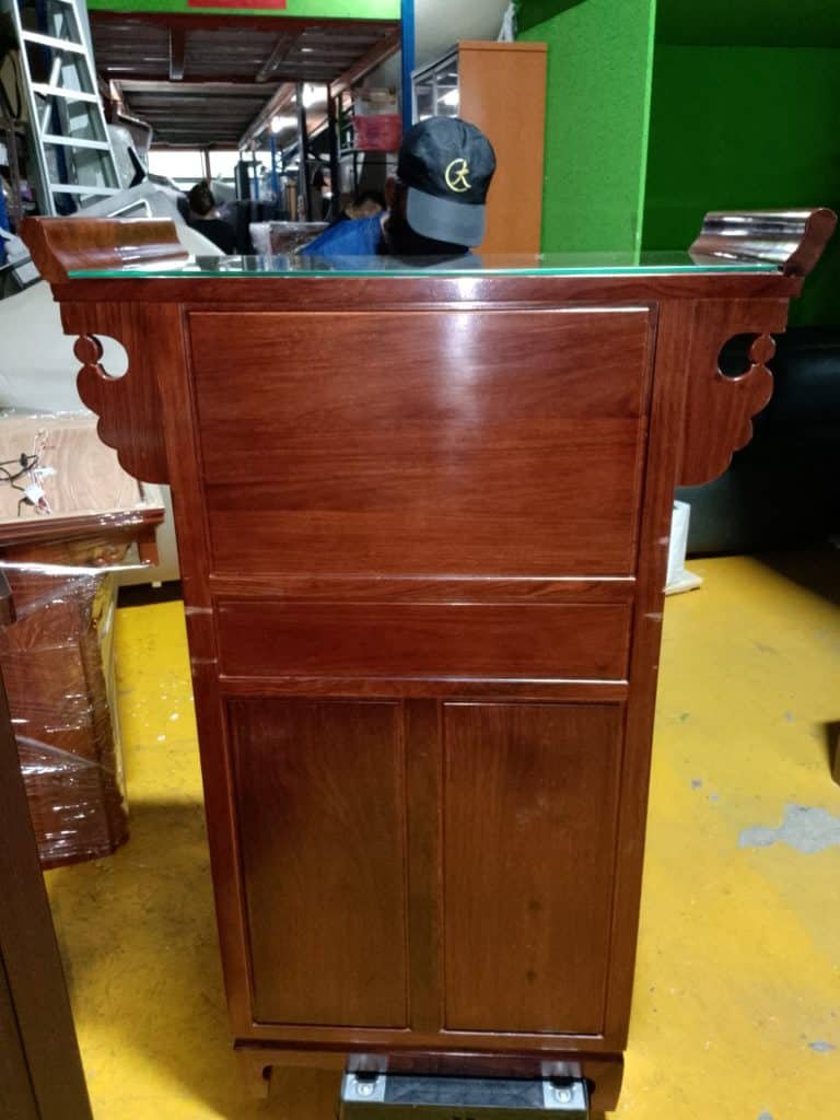 Unique Vintage Furniture Finds