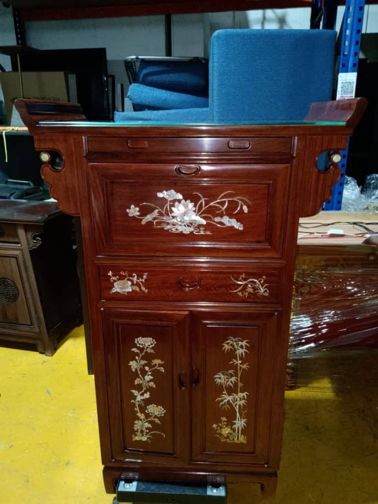 Elegant Second-Hand Furniture
