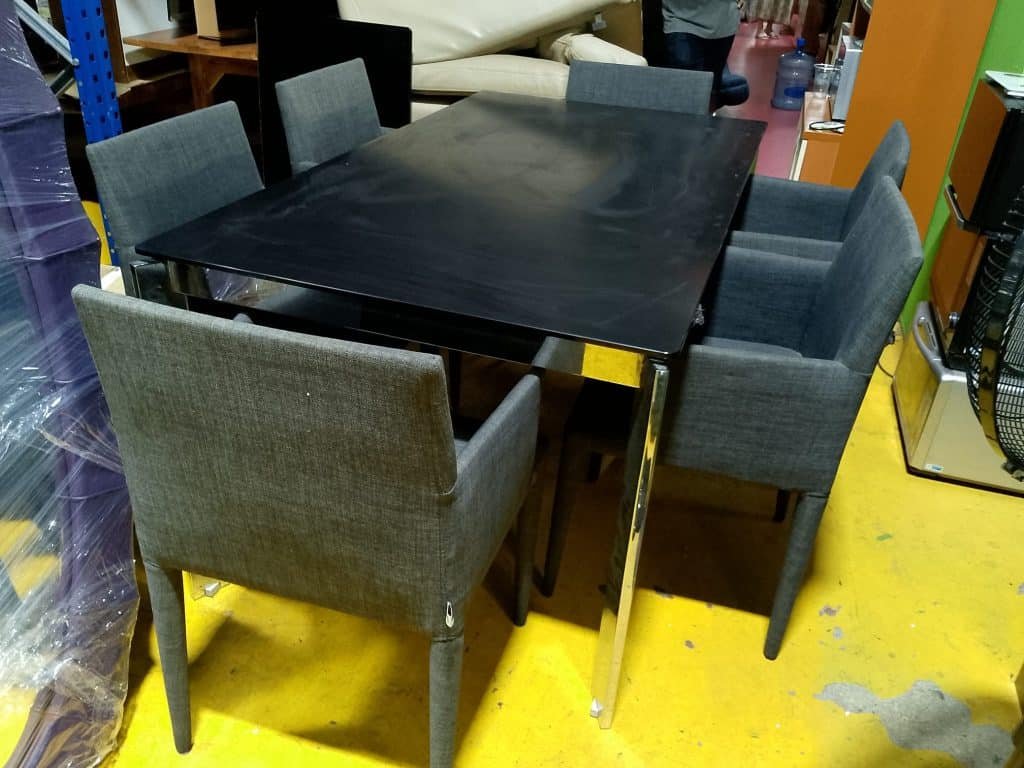 dining room furniture shop
