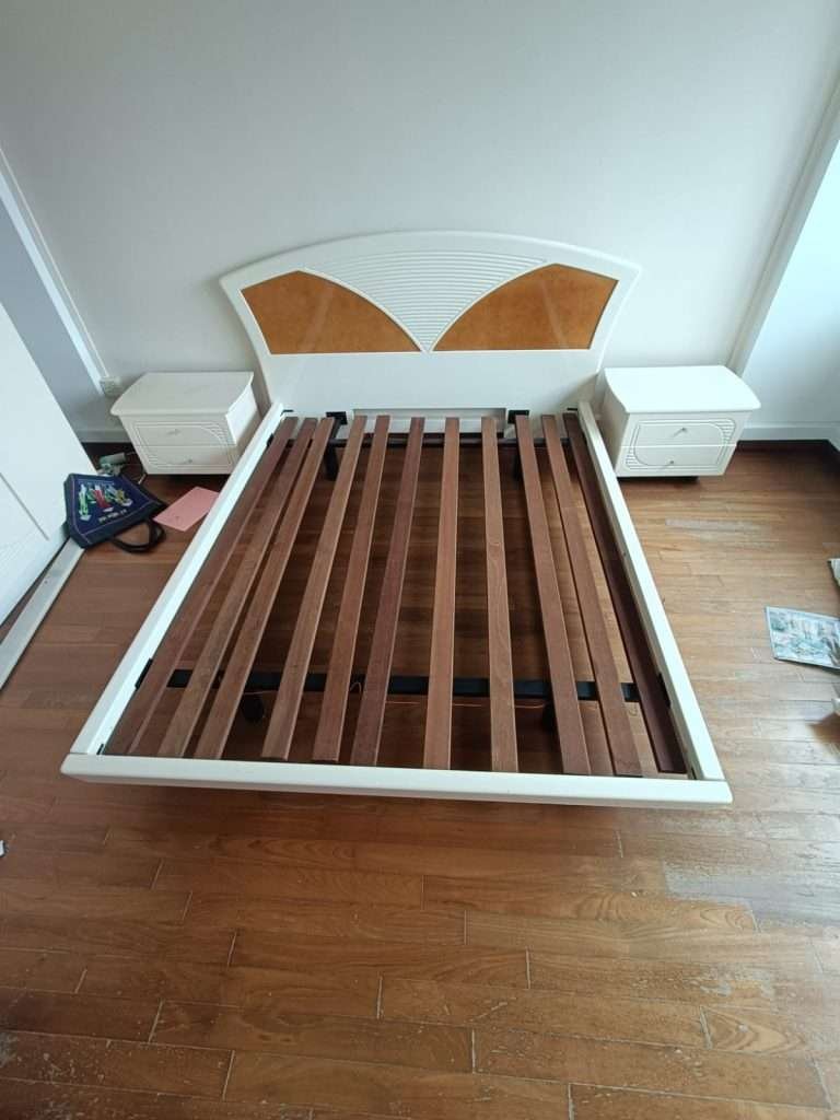bed frames singapore
