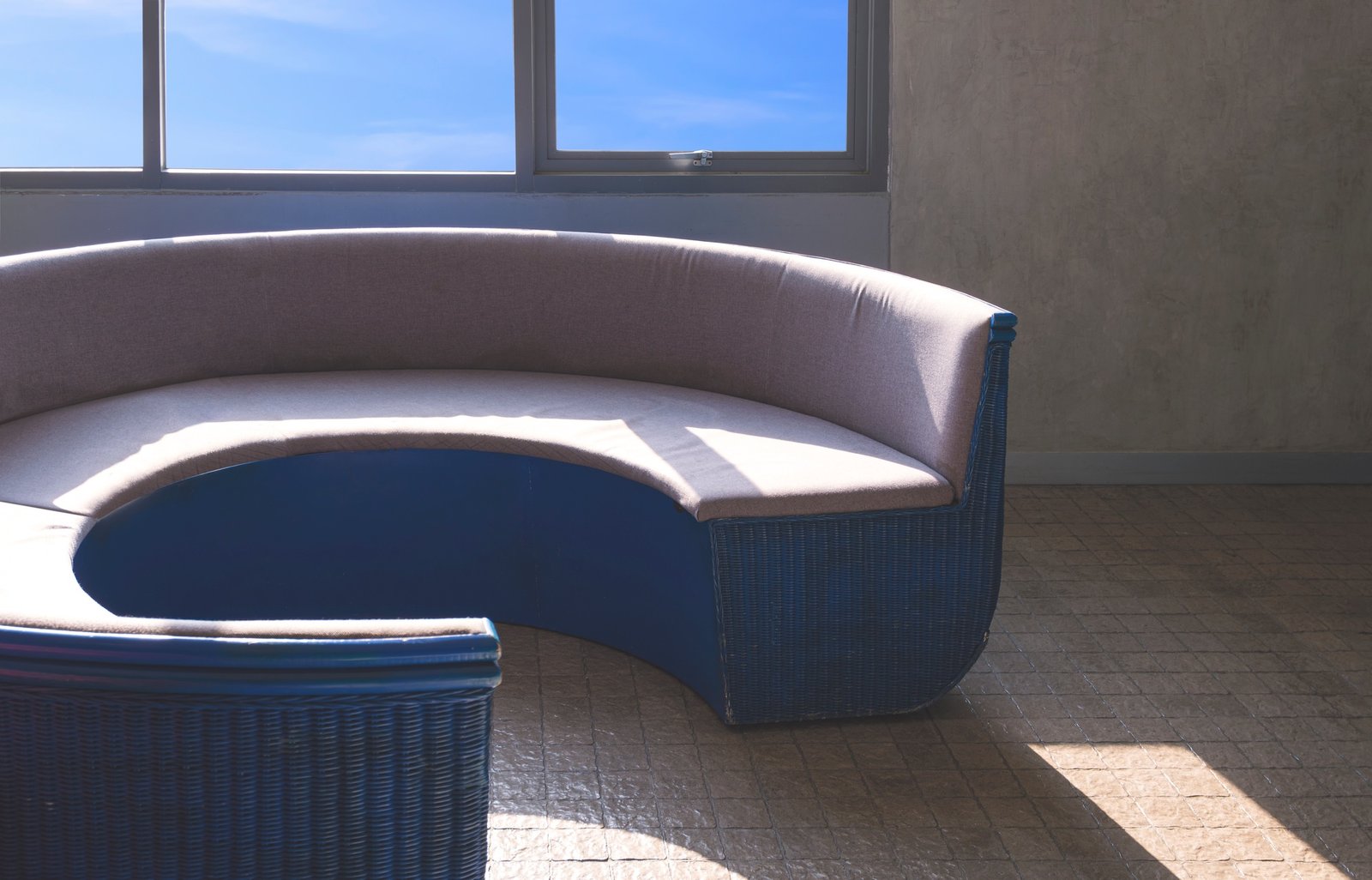 Affordable Second Hand Sofas: Smart and Stylish Choices