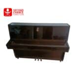 Upright piano